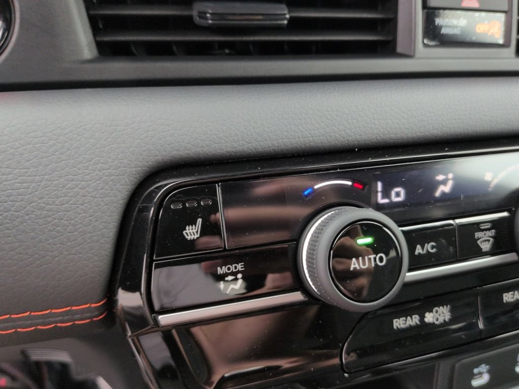 New 2026 Honda Pilot Sport image 18