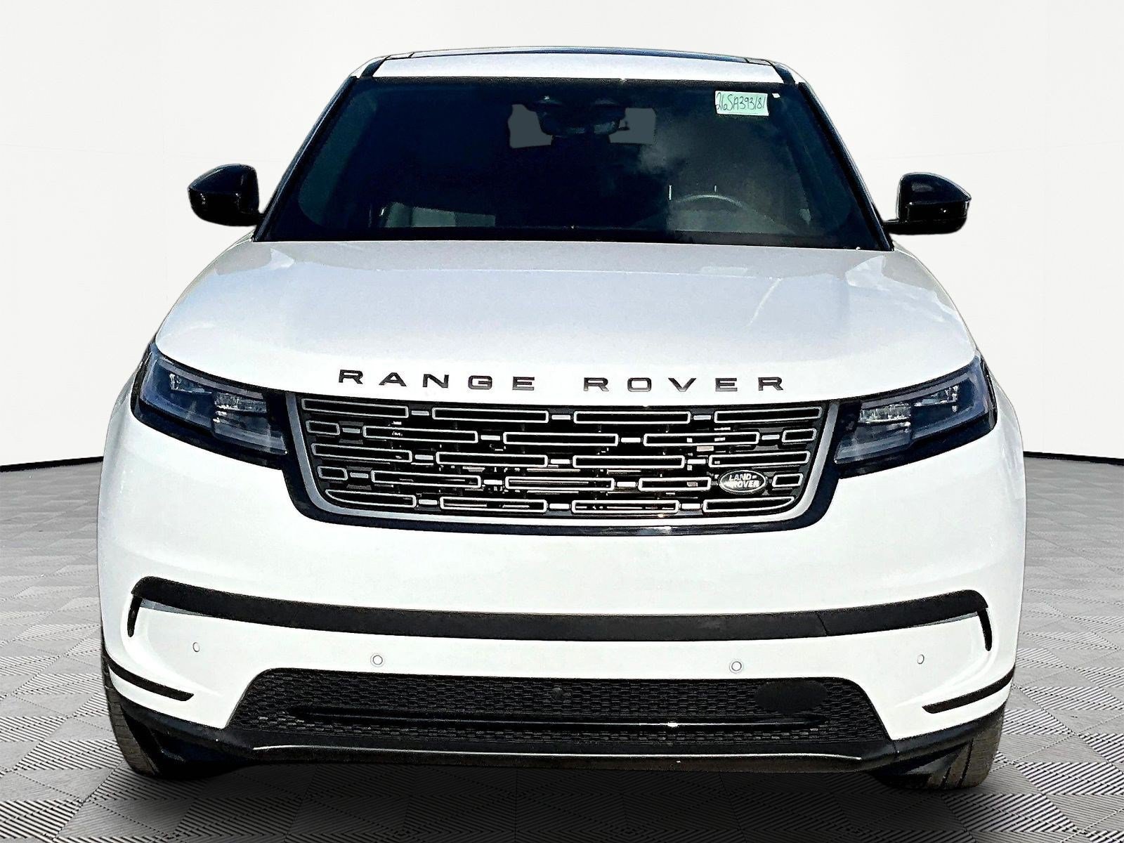Used 2025 Land Rover Range Rover Velar S AWD/4WD image 2