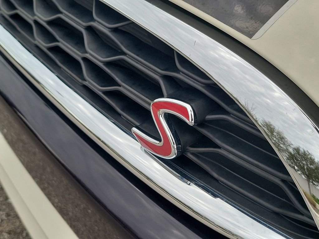 Used 2019 MINI Cooper S w/ Signature Upholstery Package image 13