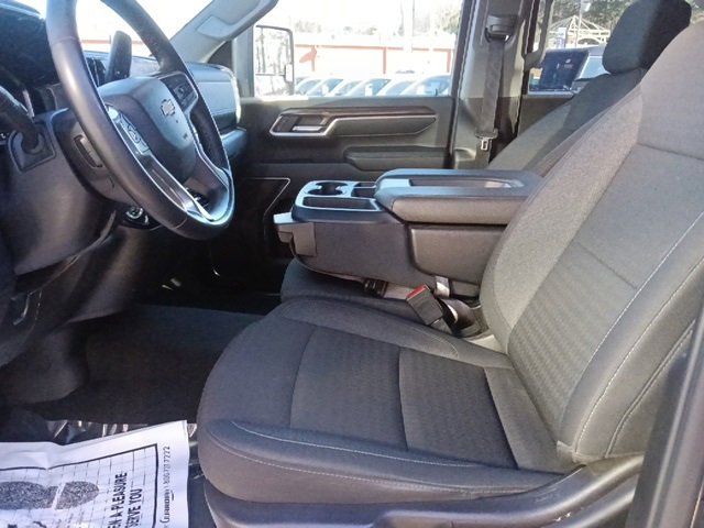 Used 2024 Chevrolet Silverado 2500 LT image 15