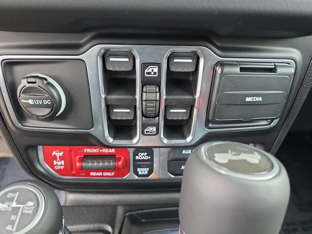 Used 2026 Jeep Wrangler Unlimited Rubicon AWD/4WD image 28
