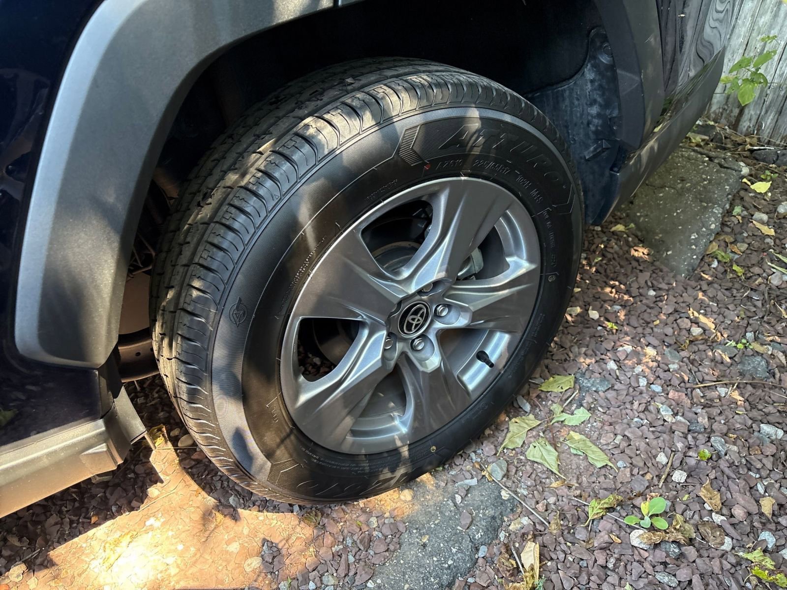 Used 2024 Toyota RAV4 XLE image 5