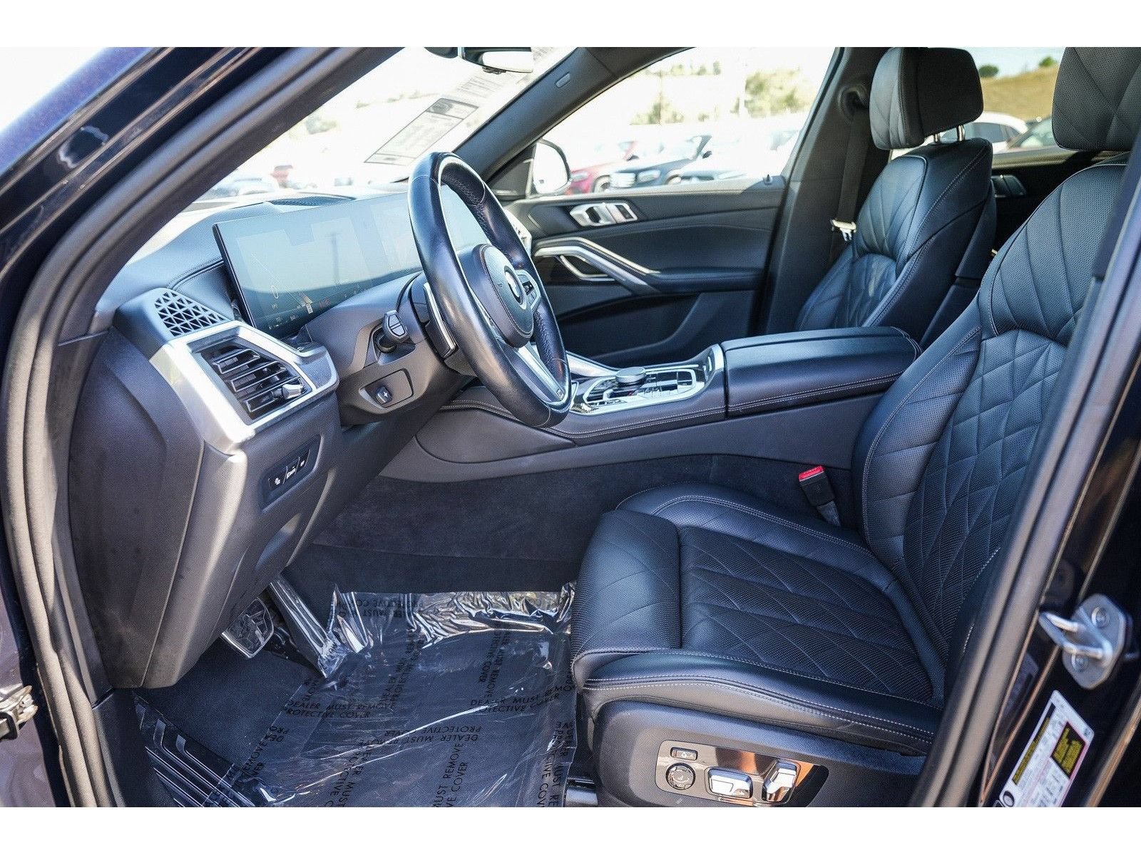 Used 2025 BMW X6 xDrive40i AWD/4WD image 17