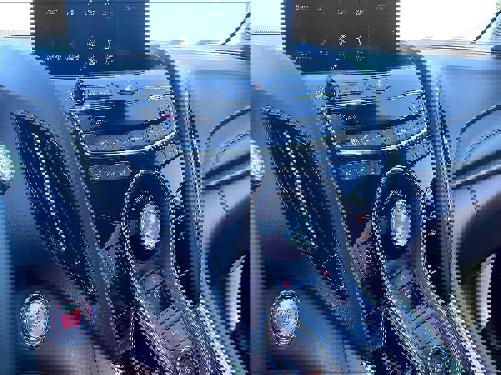 Used 2025 Acura RDX SH-AWD w/ Advance Package image 34