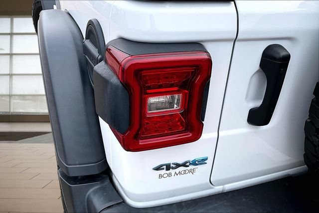 Used 2024 Jeep Wrangler Unlimited Rubicon 4xe AWD/4WD image 29