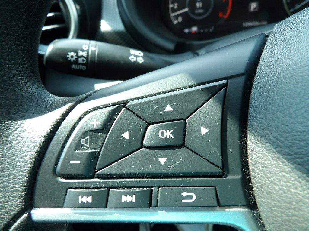 Used 2021 Nissan Kicks SV FWD image 15