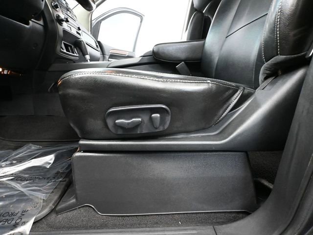 Used 2011 Nissan Armada Platinum w/ 2nd Row Captain Seat Pkg image 20