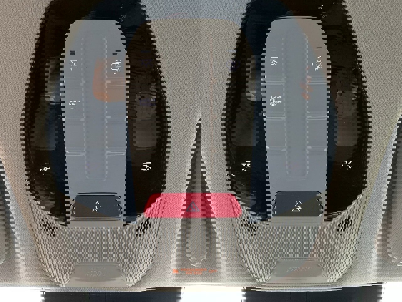 Used 2025 Kia K4 LXS image 27