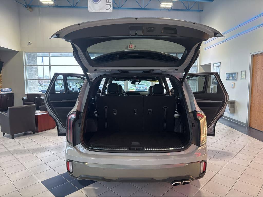Used 2023 Kia Telluride SX X-Line AWD/4WD image 12