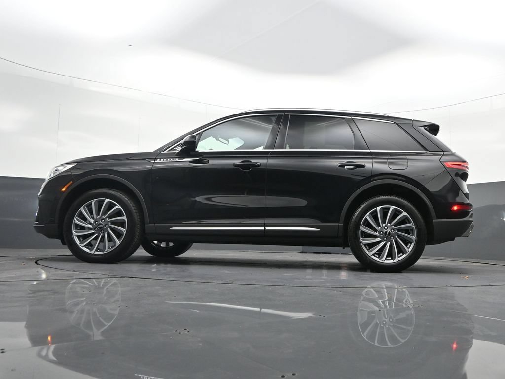 Used 2023 Lincoln Corsair Reserve AWD/4WD image 31