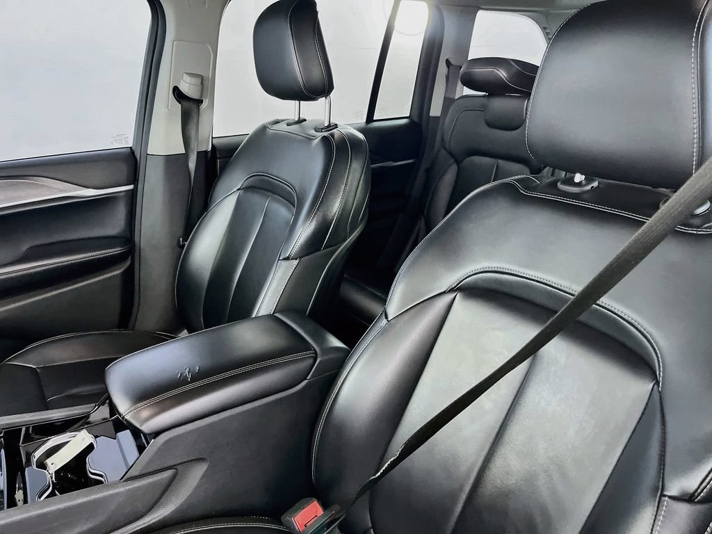 Used 2023 Jeep Grand Cherokee 4WD 4xe image 30