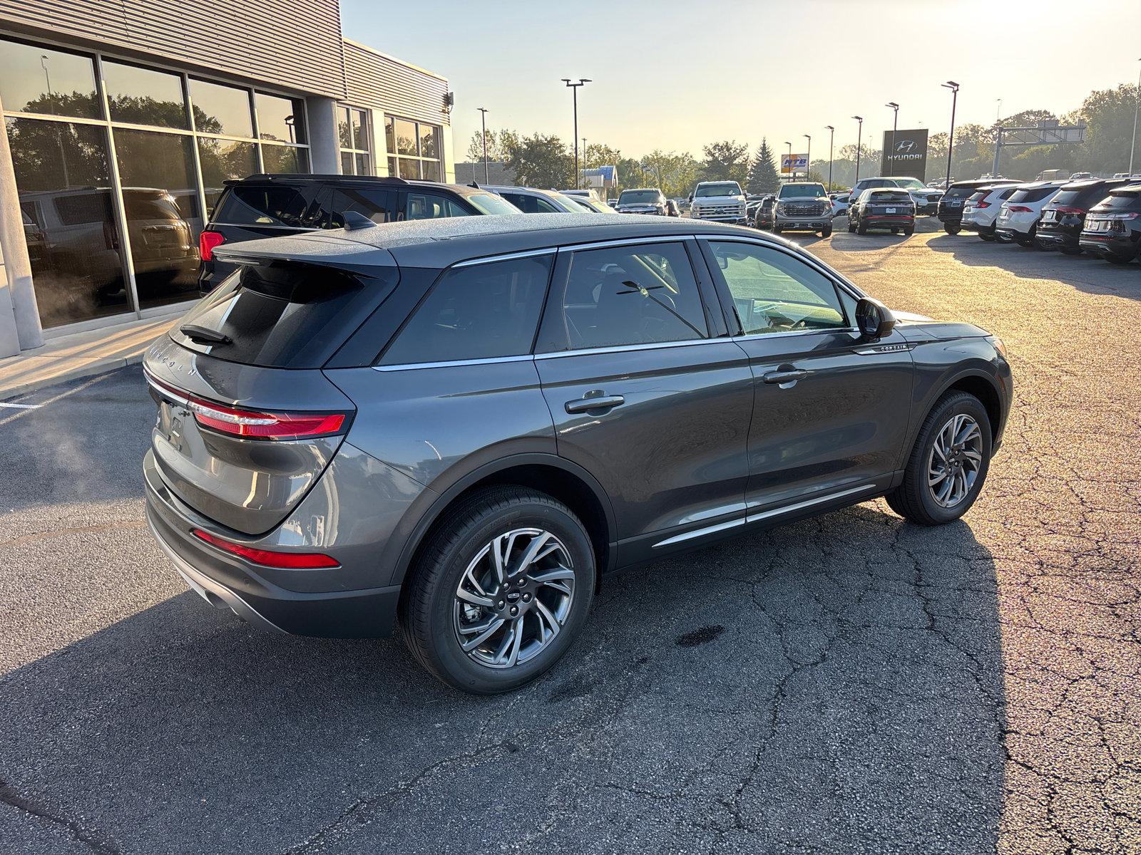 New 2025 Lincoln Corsair AWD image 7