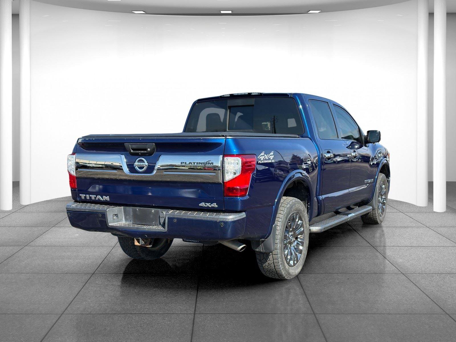 Used 2017 Nissan Titan Platinum Reserve image 7