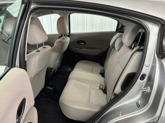 Used 2017 Honda HR-V LX image 11