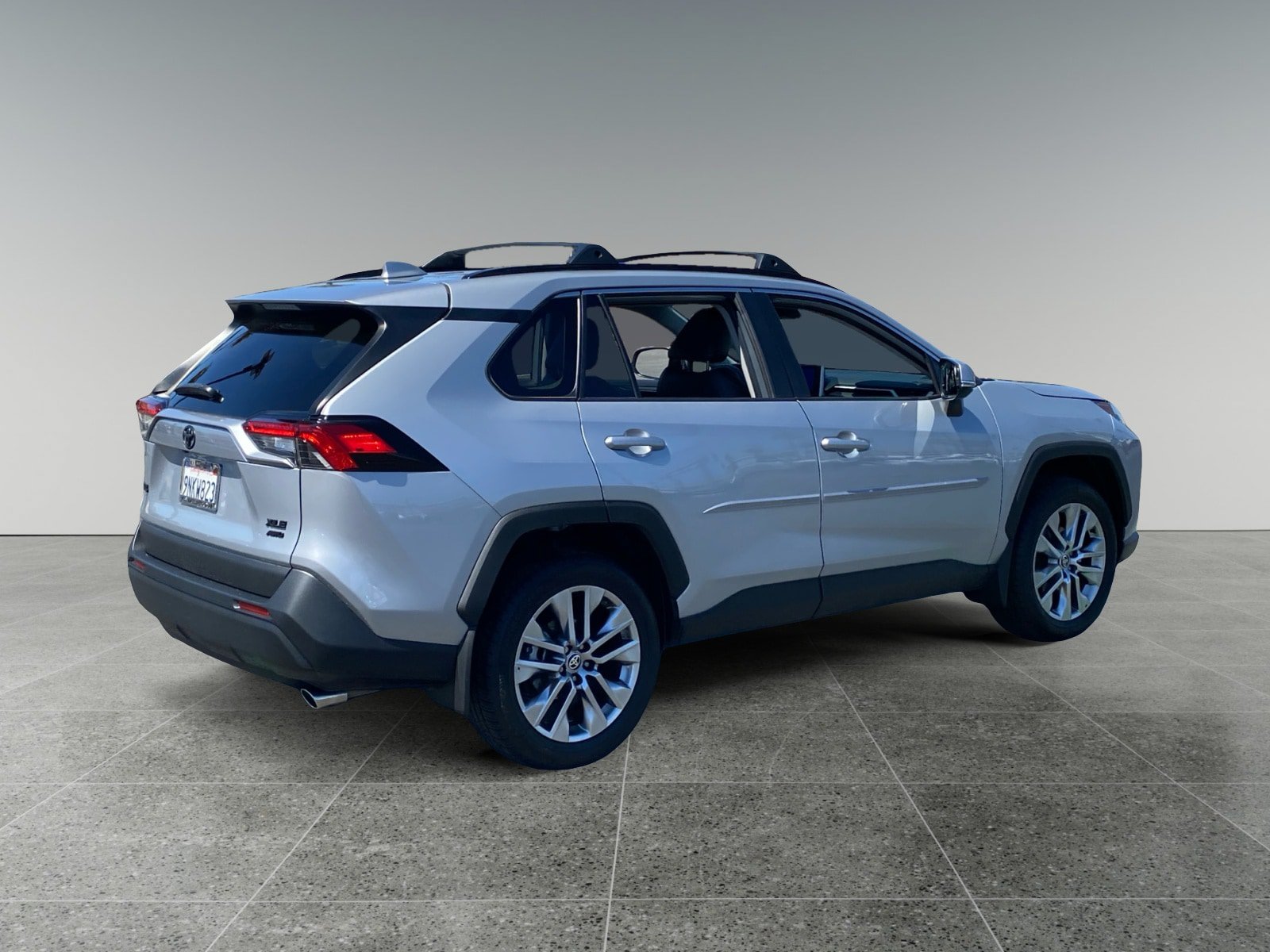 Used 2024 Toyota RAV4 XLE Premium AWD/4WD image 5