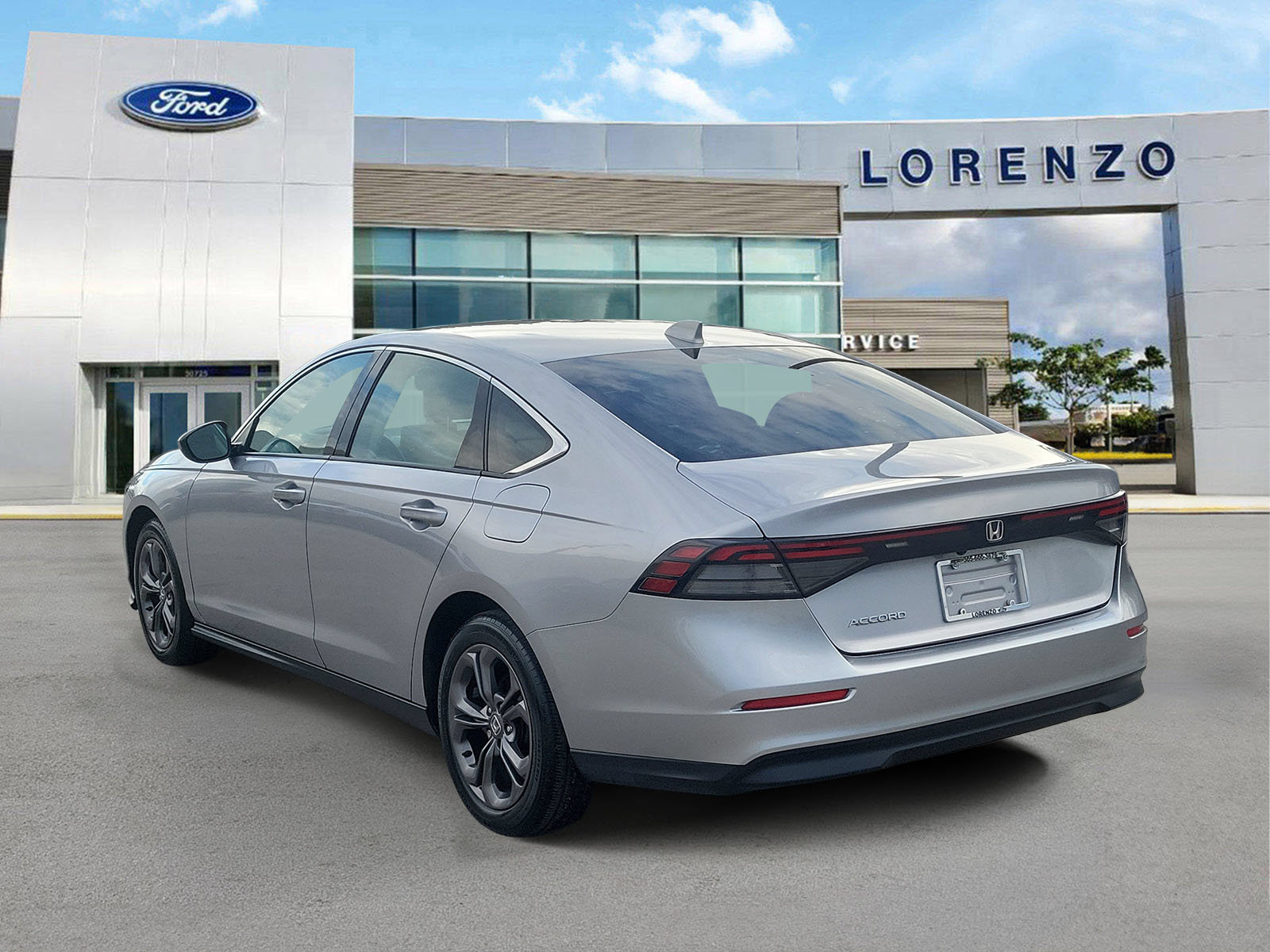 Used 2023 Honda Accord EX image 7