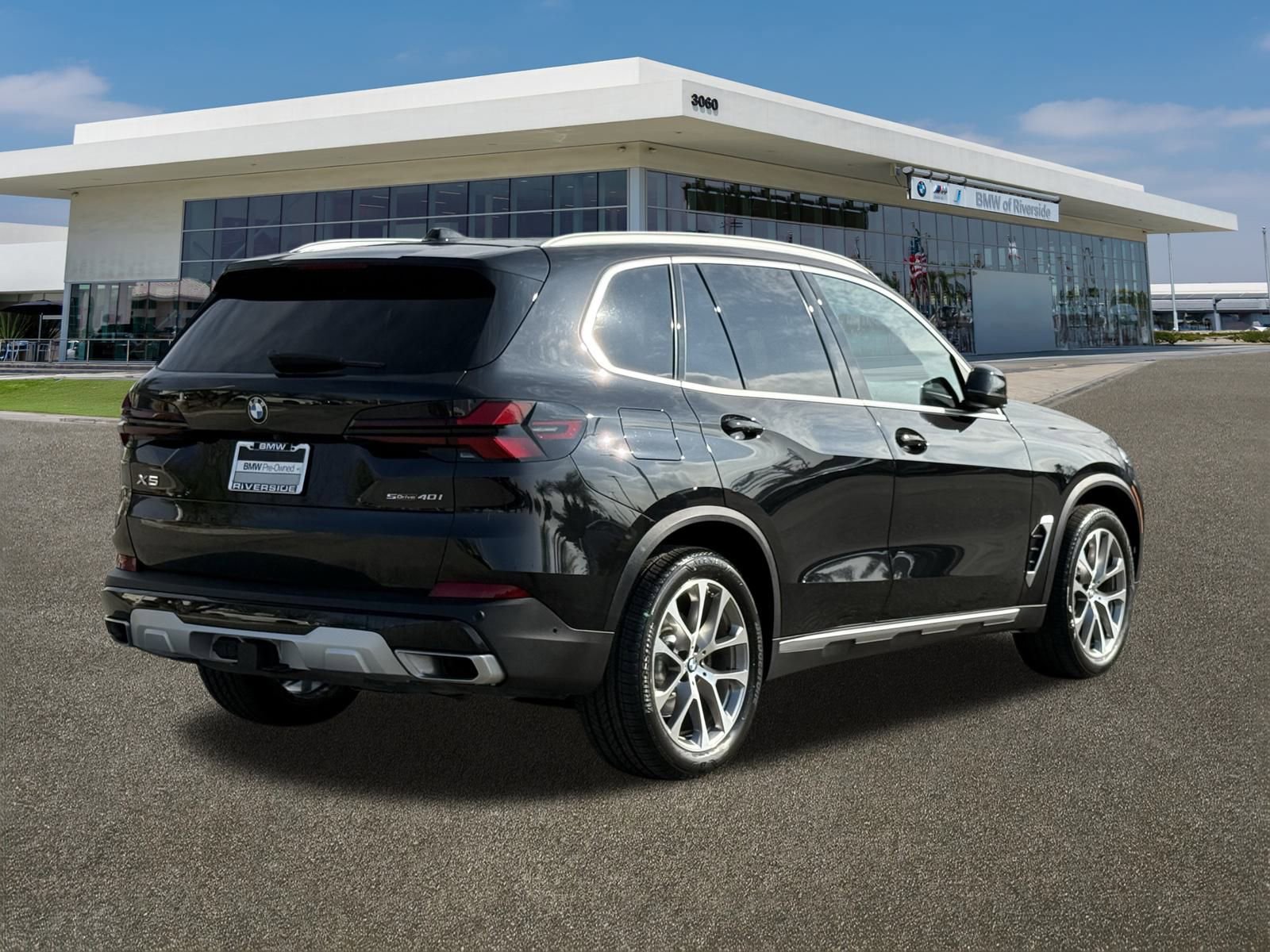 Used 2024 BMW X5 sDrive40i w/ Parking Assistance Package image 10