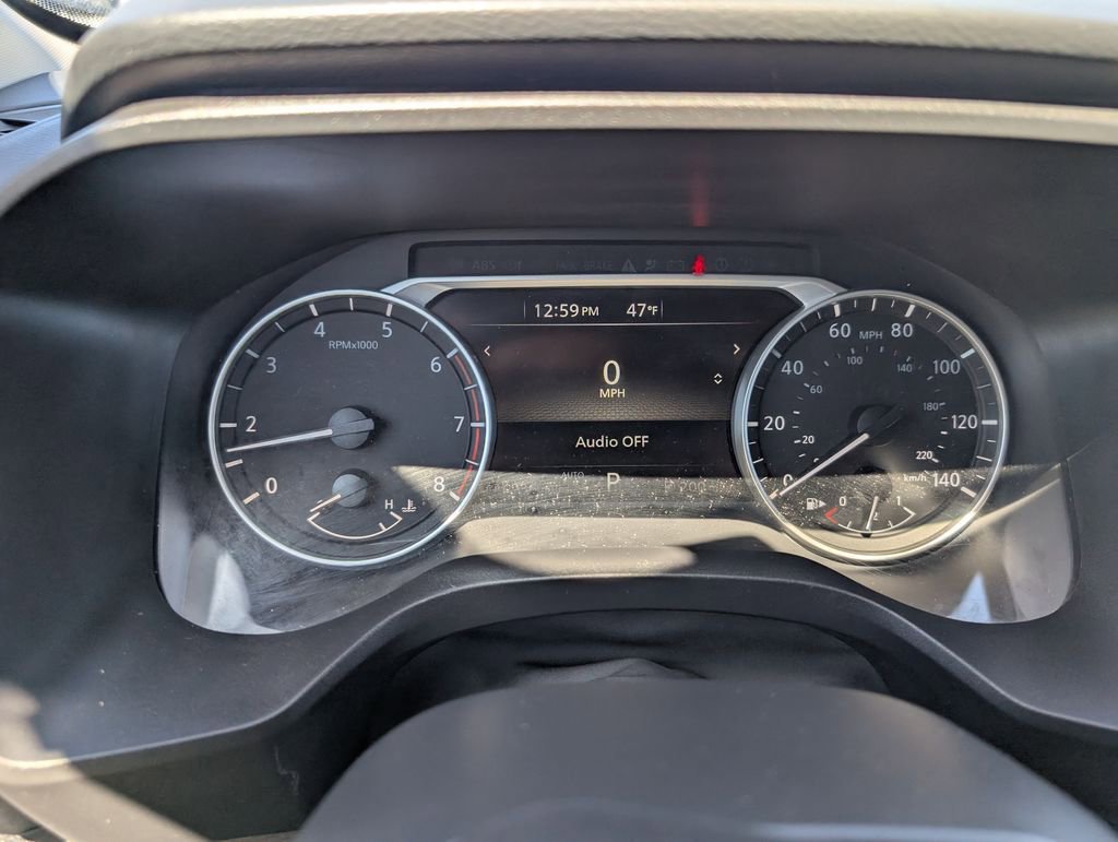 Used 2025 Nissan Rogue SV AWD/4WD image 9