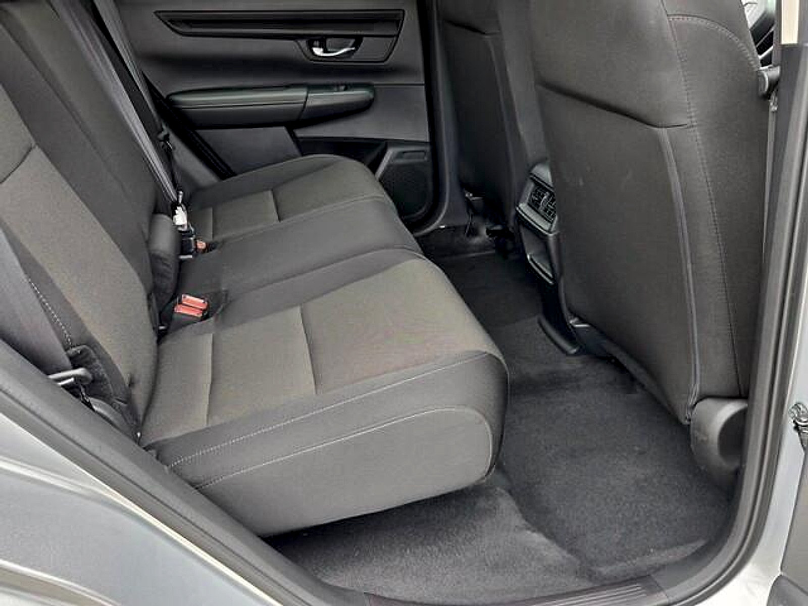 Used 2025 Honda CR-V LX image 15