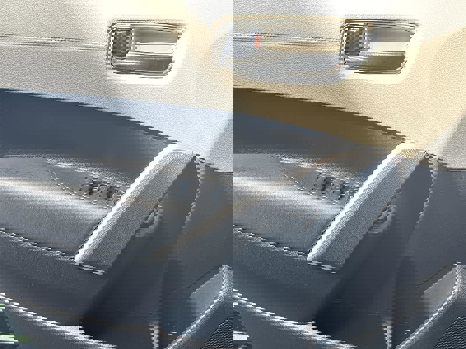 Used 2022 Toyota Corolla Cross LE image 20