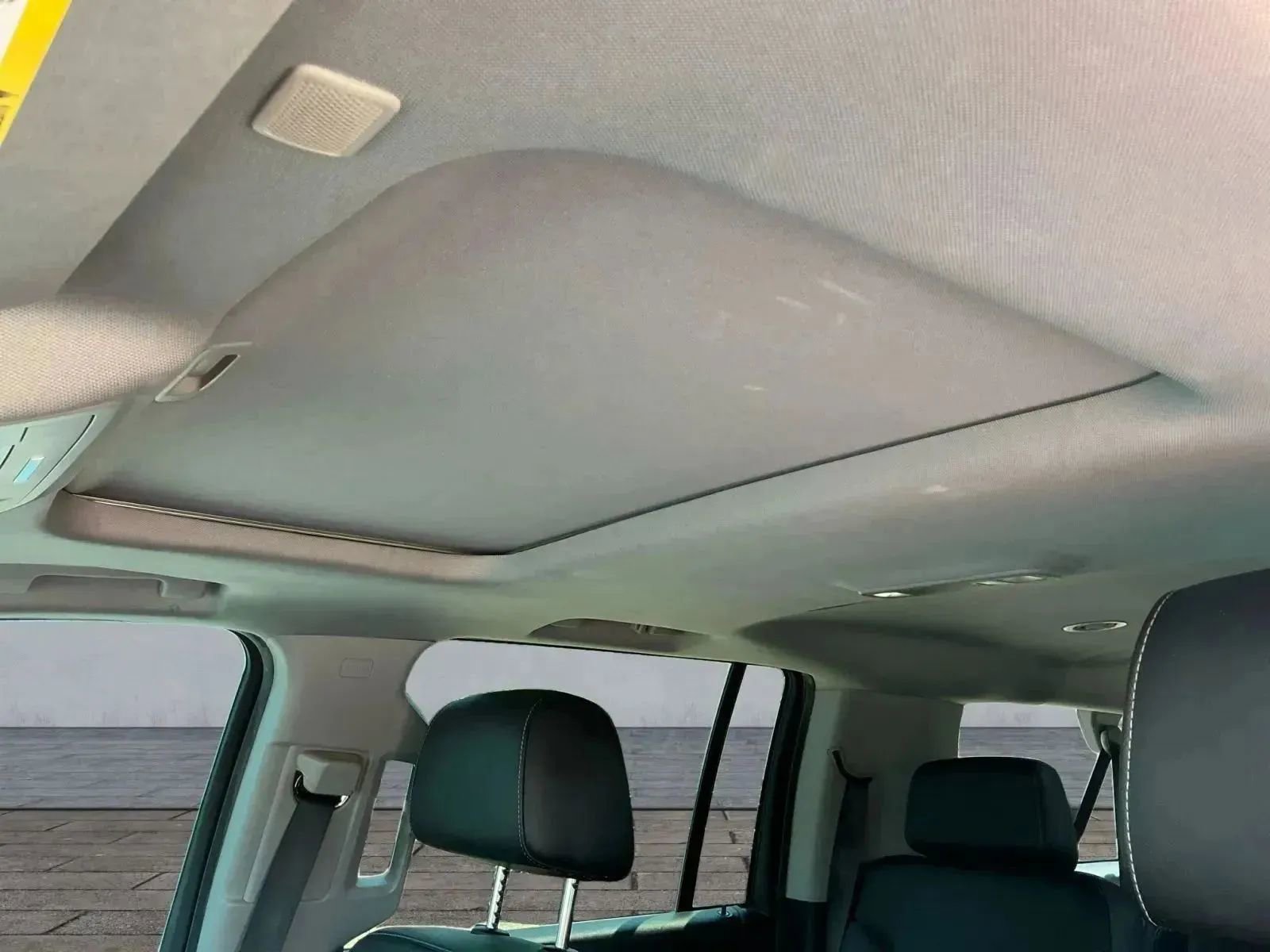 Used 2020 Chevrolet Suburban LT image 24