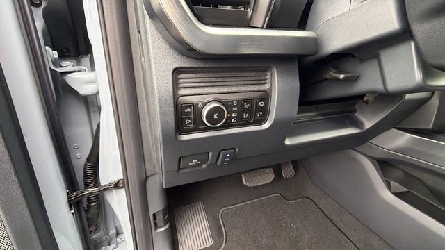 New 2026 Ford F250 Lariat image 33