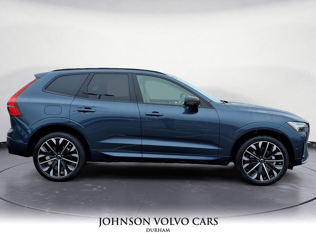 New 2026 Volvo XC60 B5 Ultra w/ Protection Package Premier image 2
