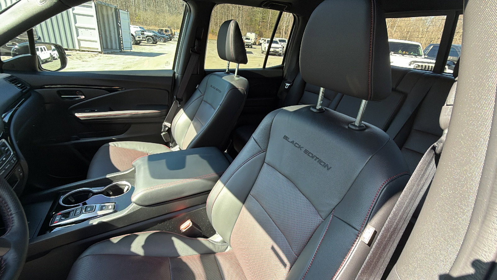 Used 2024 Honda Ridgeline Black Edition image 18