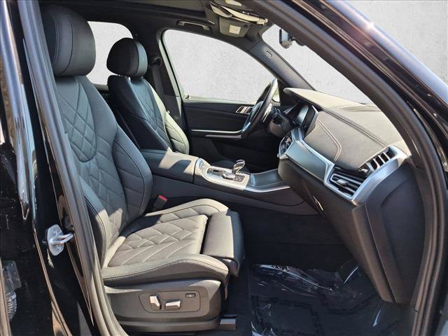 Used 2023 BMW X5 xDrive40i w/ Premium Package AWD/4WD image 21