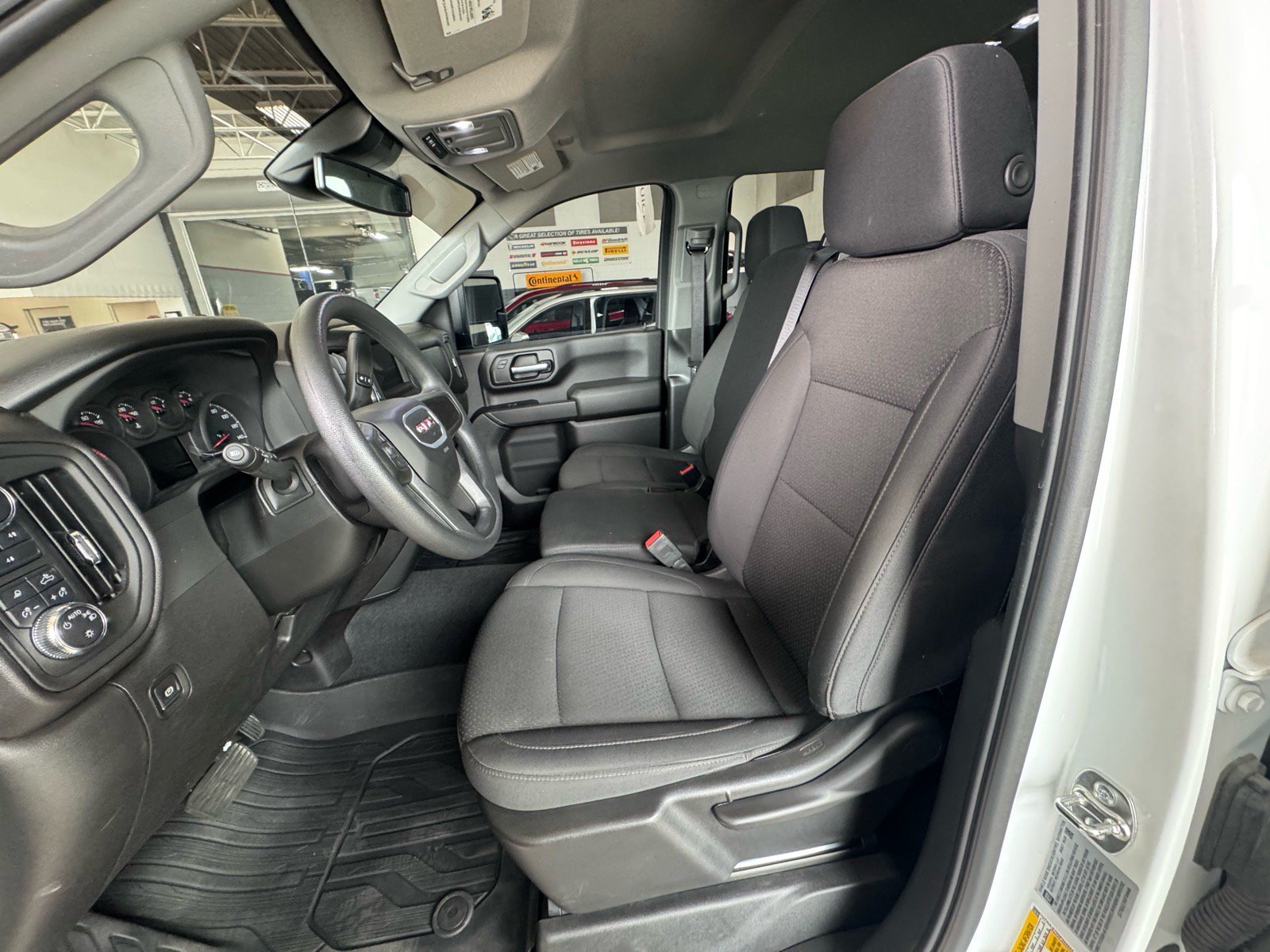 Used 2025 GMC Sierra 2500 Pro w/ Convenience Package AWD/4WD image 19
