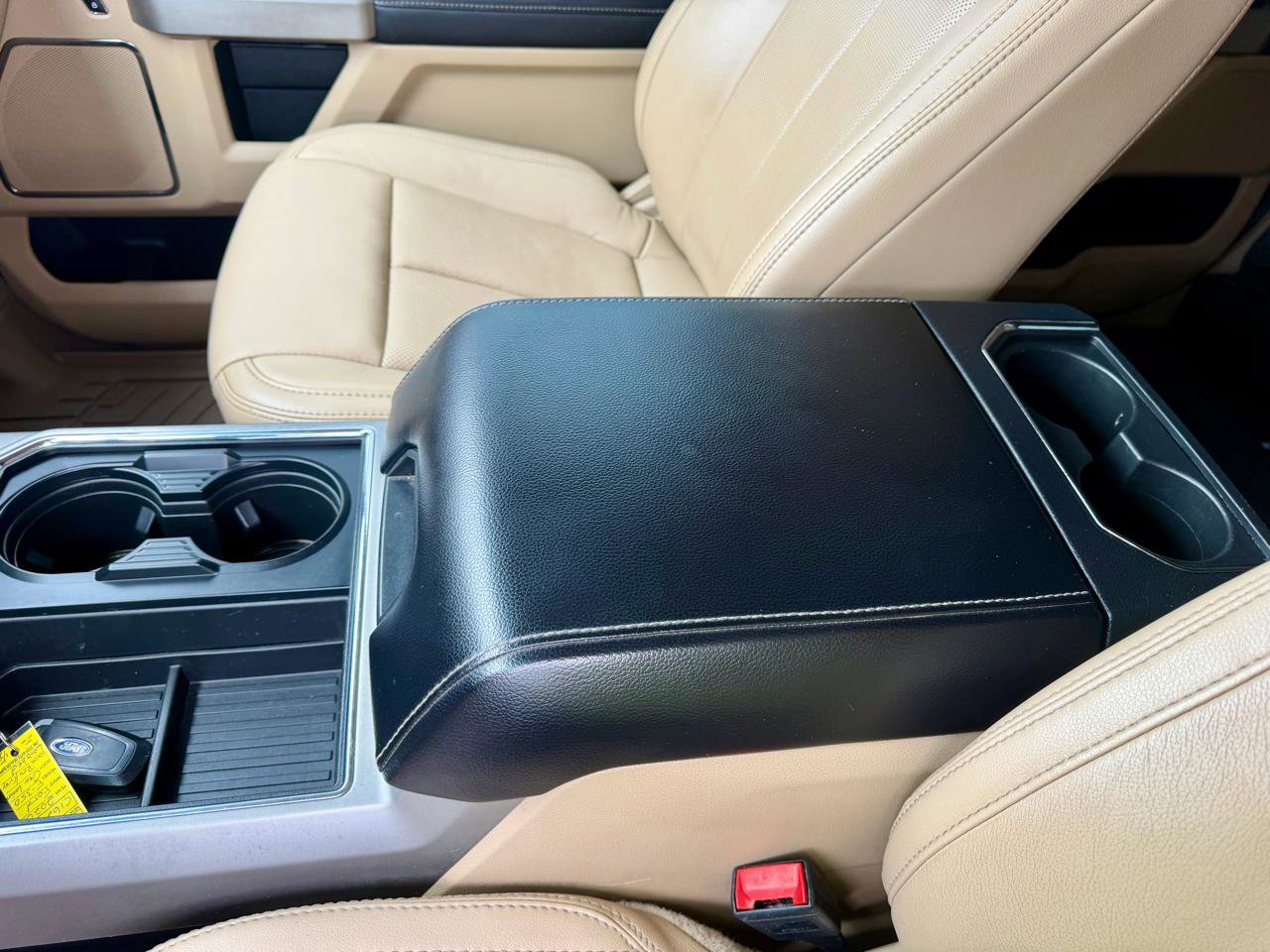 Used 2020 Ford F350 Lariat w/ Lariat Ultimate Package image 31