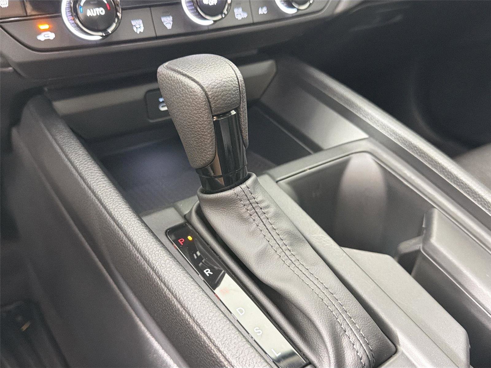 Used 2025 Honda Accord SE image 15