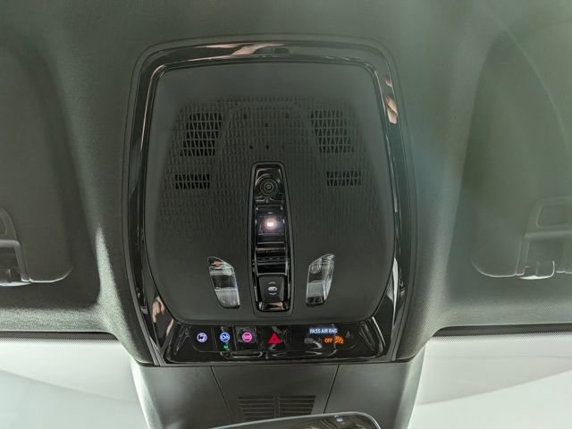 New 2026 Cadillac Lyriq Luxury image 24