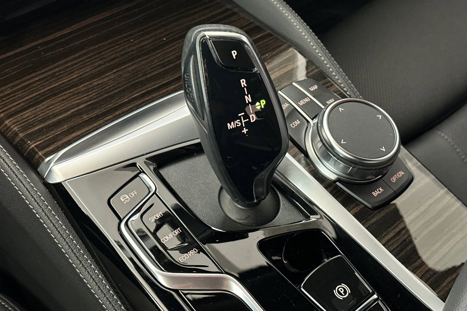 Certified 2023 BMW 540i w/ M Sport Package image 18