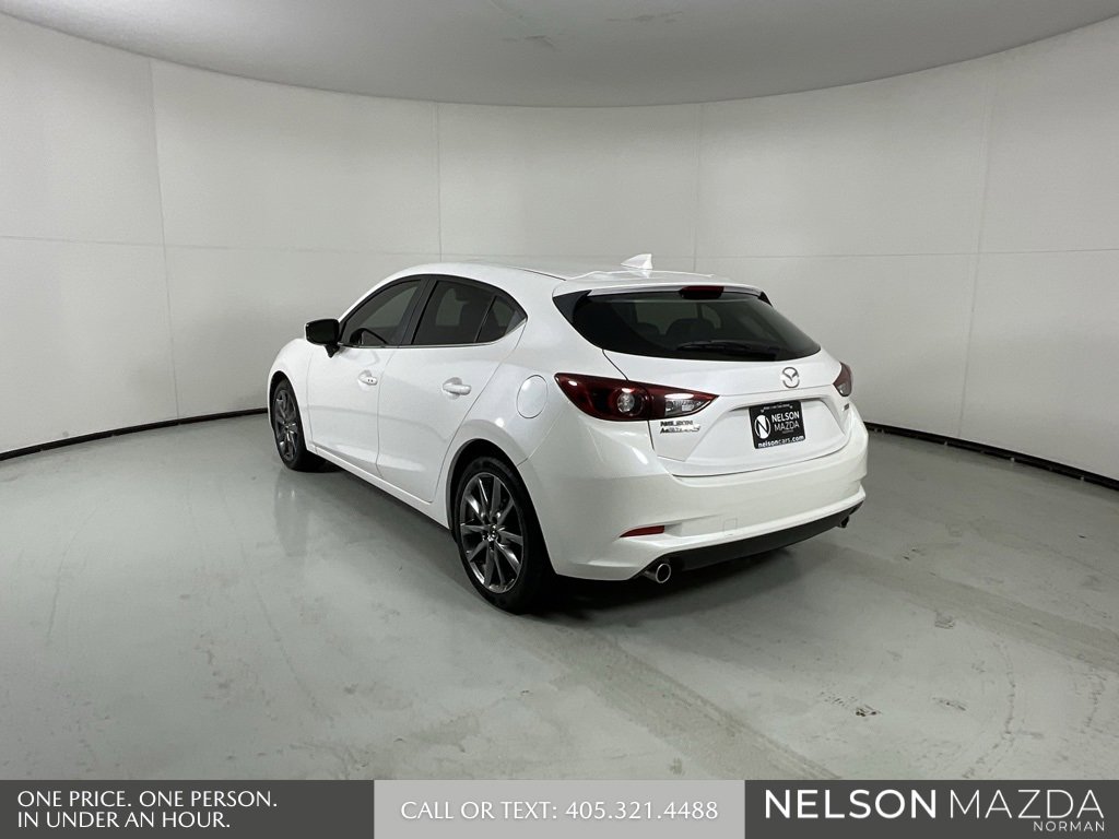 Used 2018 MAZDA MAZDA3 Grand Touring image 6