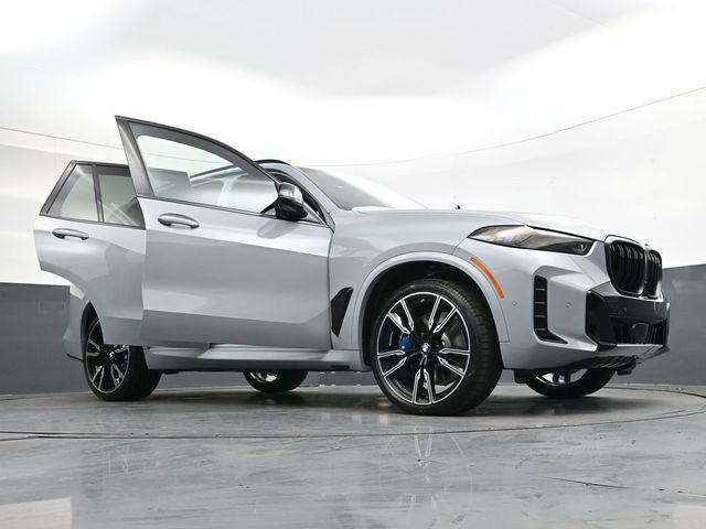 New 2026 BMW X5 M60i image 42