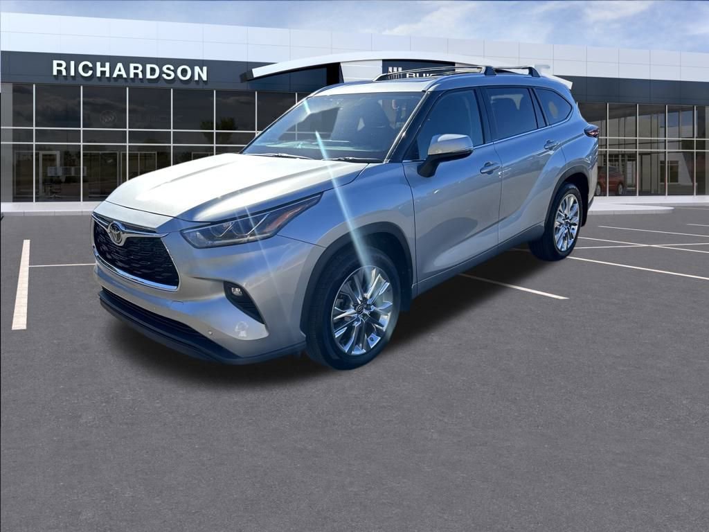 Used 2024 Toyota Highlander Limited