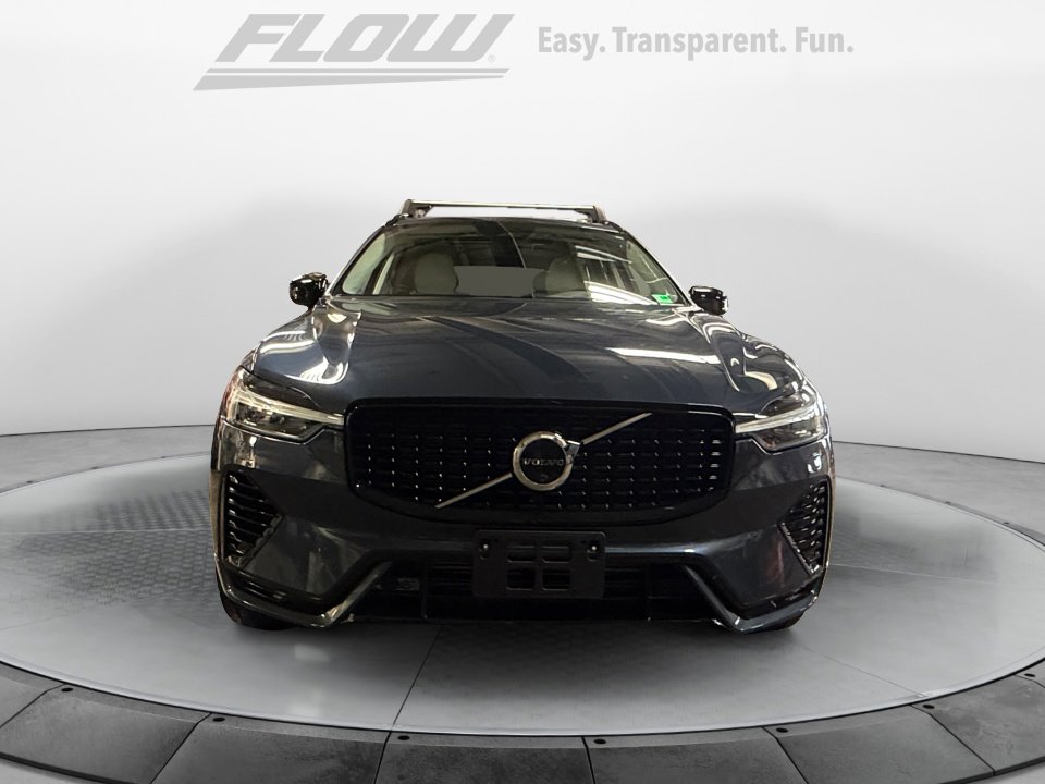Used 2025 Volvo XC60 T8 Ultra w/ Protection Package Premier AWD/4WD image 3