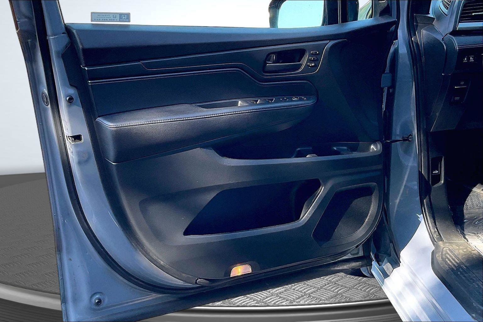 Used 2024 Honda Odyssey Sport image 23