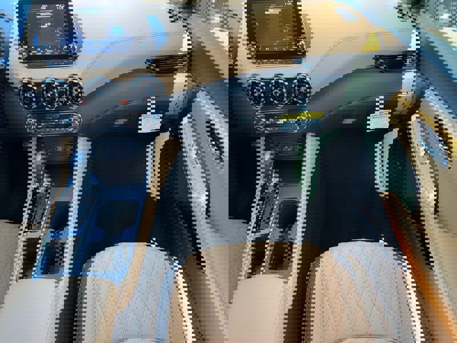 New 2025 Nissan Sentra SV w/ SV Premium Package image 17