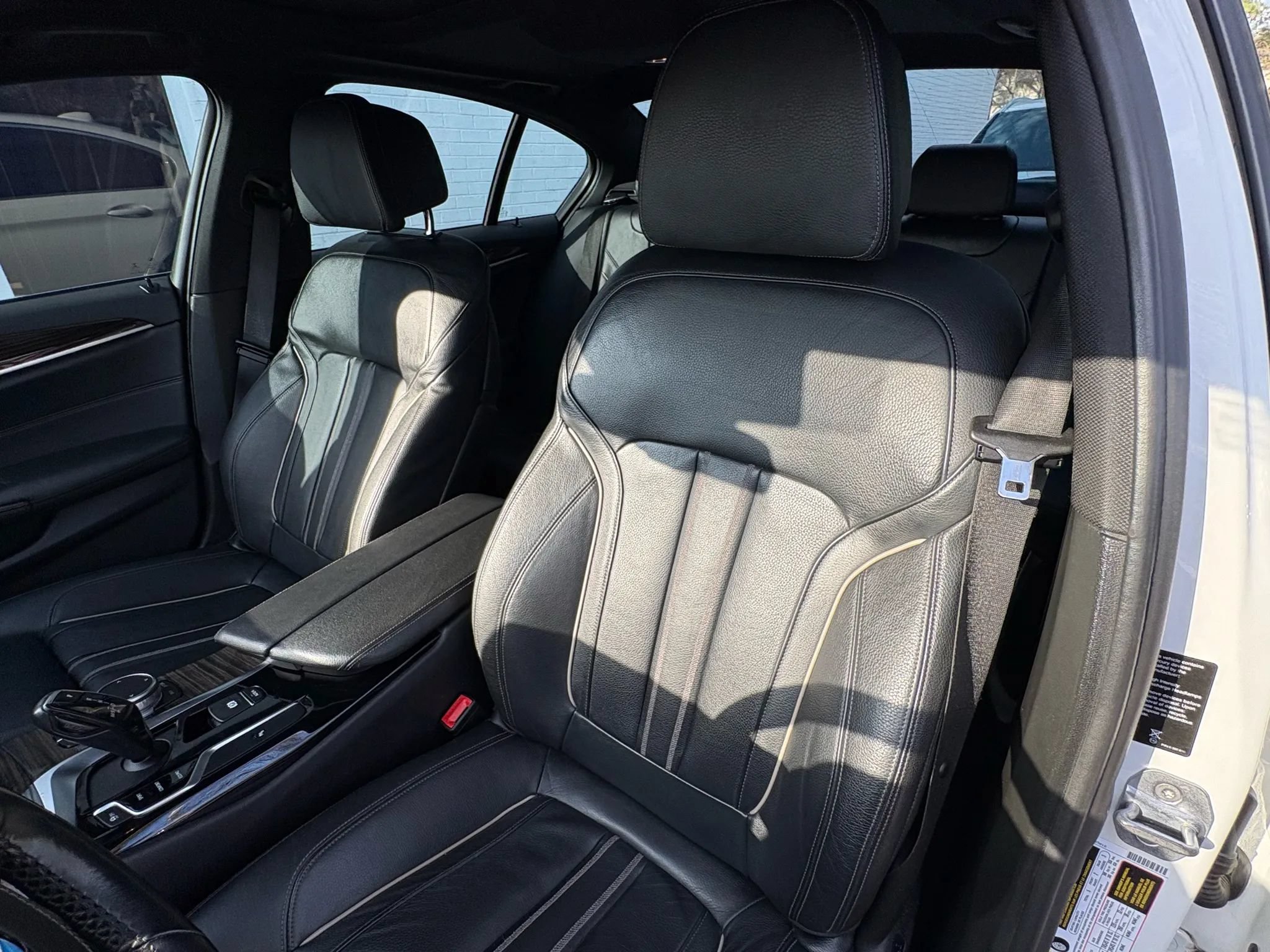 Used 2019 BMW 540i xDrive AWD/4WD image 23