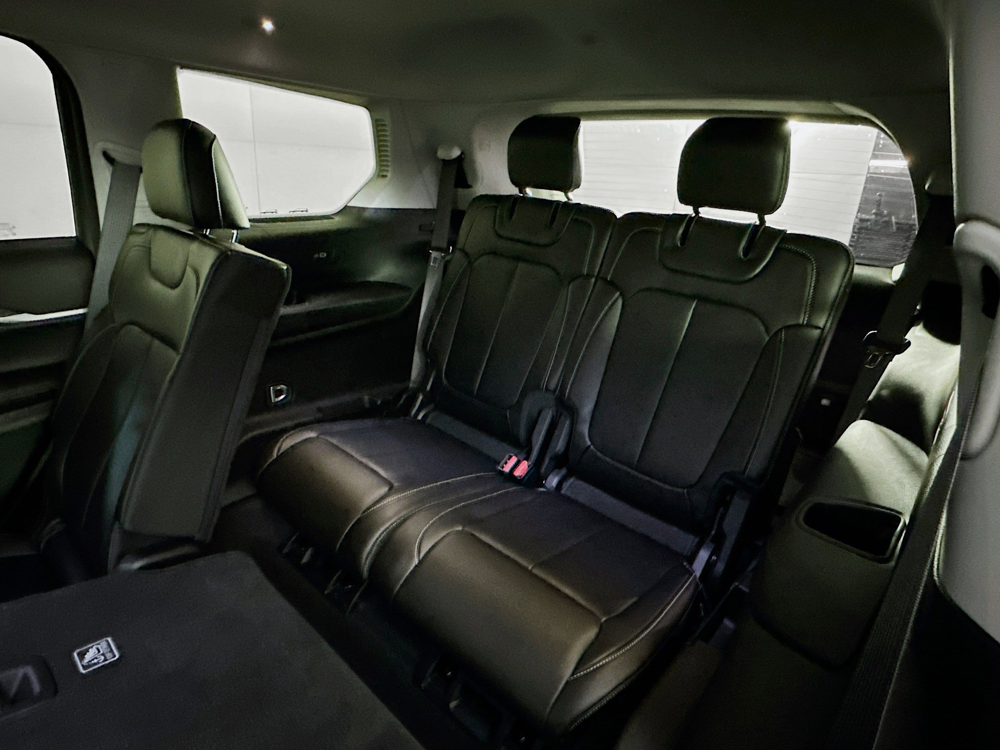 Used 2023 Jeep Grand Cherokee L Limited image 30