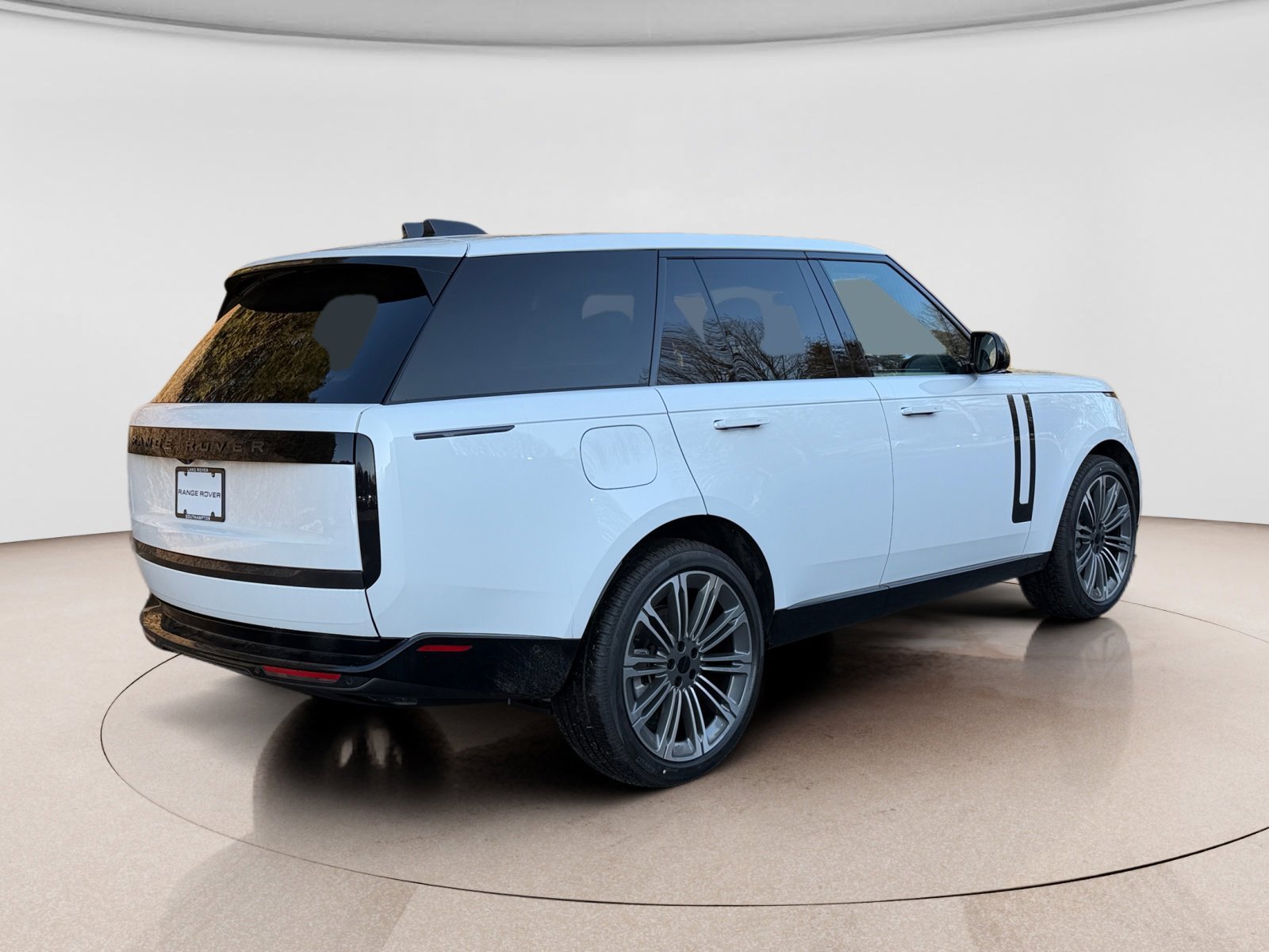 New 2026 Land Rover Range Rover SE AWD/4WD image 5
