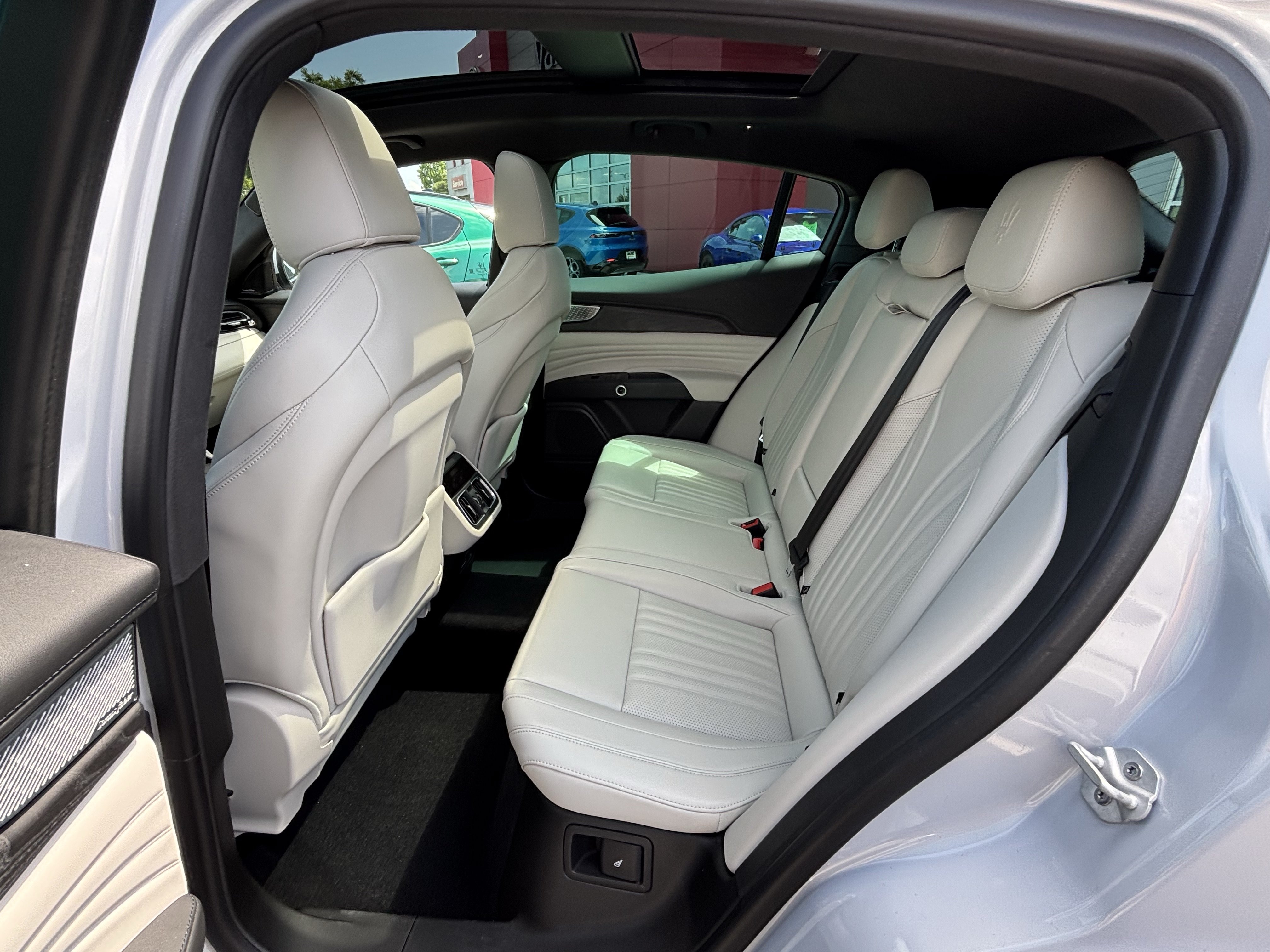 Used 2023 Maserati Grecale Modena AWD/4WD image 45