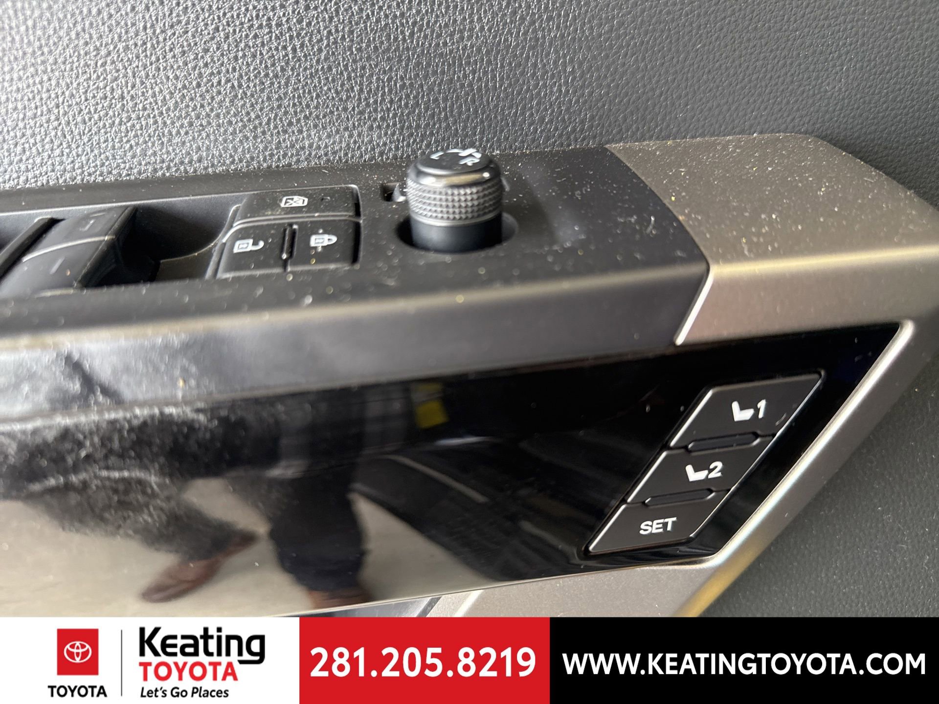 Used 2024 Toyota Tundra Limited w/ Power Package image 15