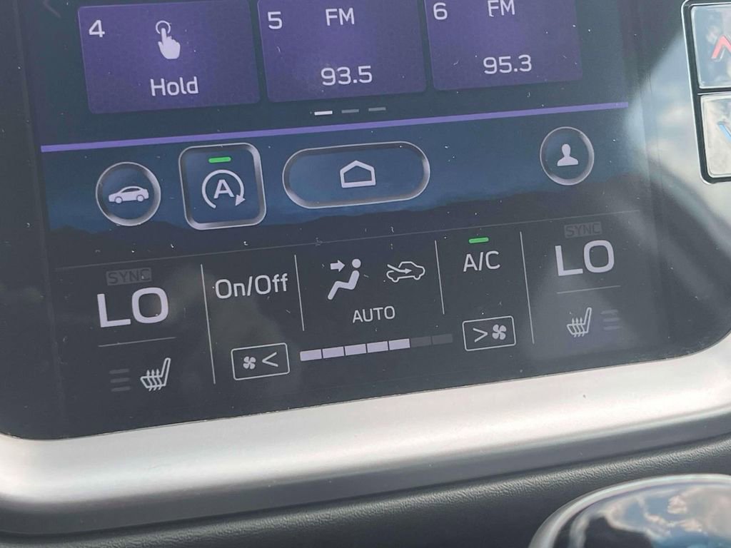 Certified 2022 Subaru Outback Onyx Edition XT image 16