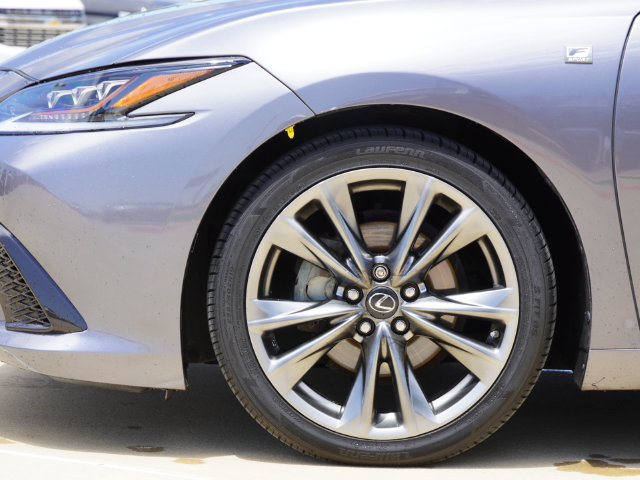 Used 2019 Lexus ES 350 F Sport w/ Accessory Package FWD image 7