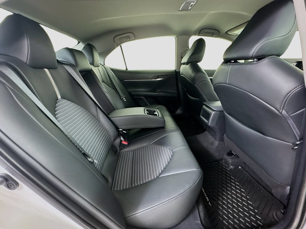Used 2024 Toyota Camry SE FWD image 27