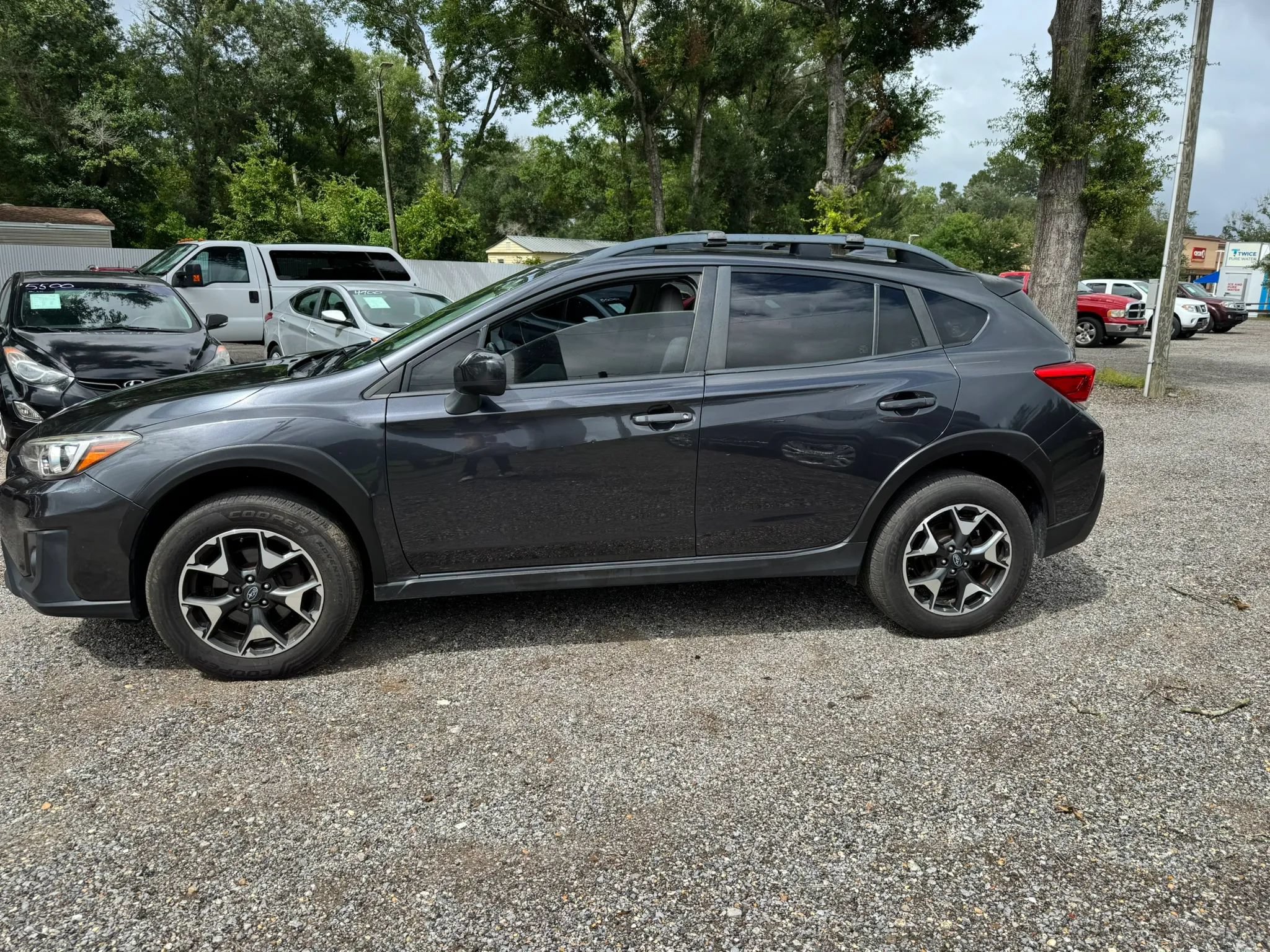 Used 2019 Subaru Crosstrek 2.0i Premium w/ Moonroof Package AWD/4WD image 2