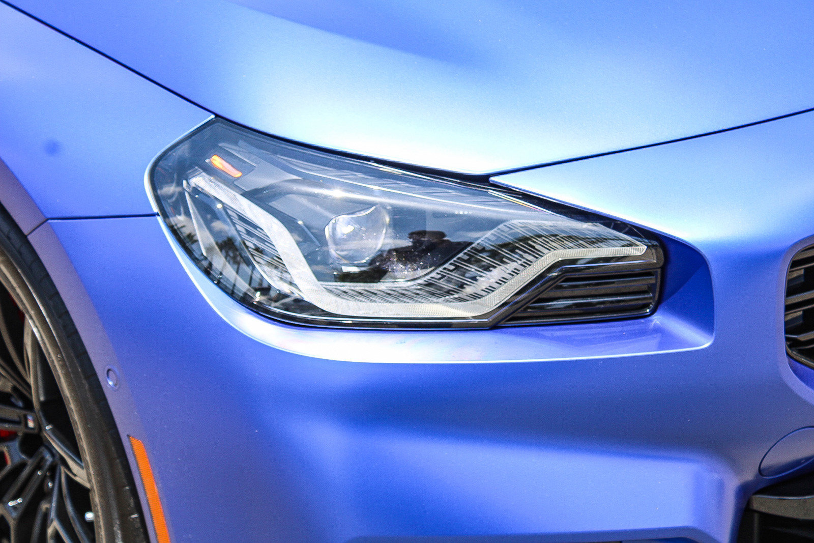 Used 2025 BMW M2 w/ Lighting Package RWD image 9